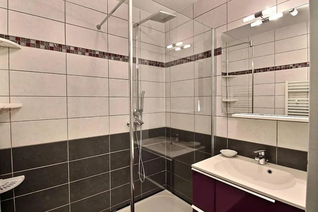 Apartment Charmant T1 A Proximite Centre Ville Avignon France